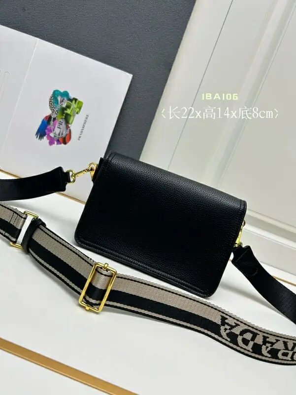 prada aaa qualite mini sac a main pour femme s_1222ab41